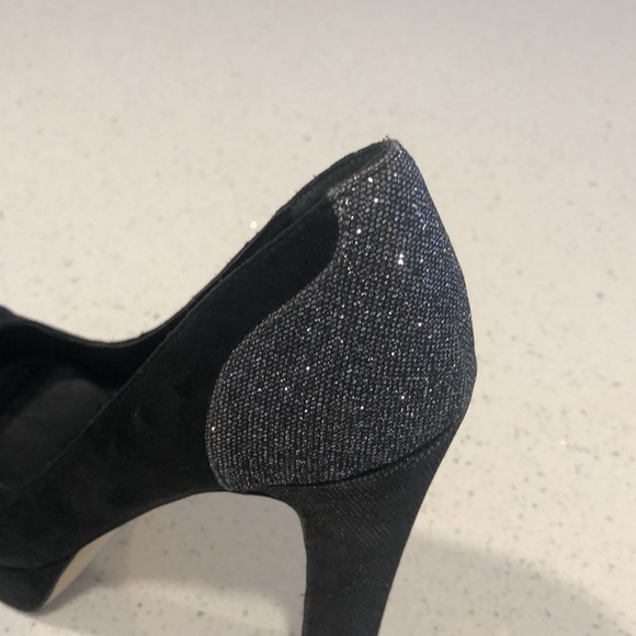 Evening 5” high heals, elegant shoe - Picture 3 of 3